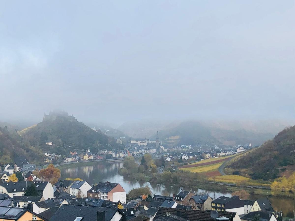 Ferienwohnung Meyver Cochem Exterior photo